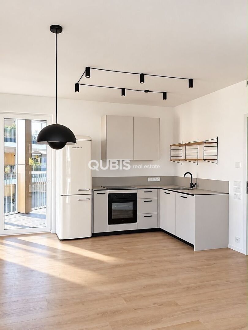 3+kk, Praha 3, 119 m² - 1