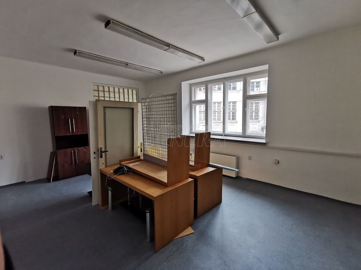 Kanceláře, Krkonošská, Šumburk nad Desnou, Tanvald, 17 m²