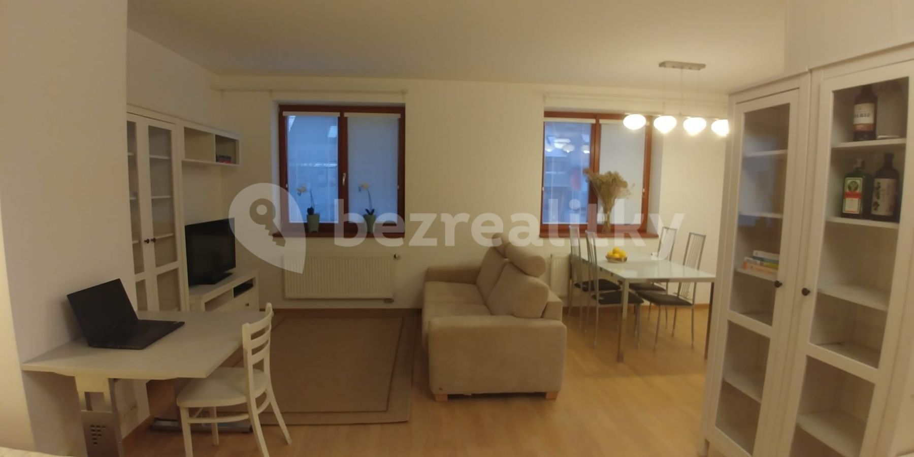 Pronájem byt 1+kk - Bazalková, Praha - Kolovraty, 44 m² - 5