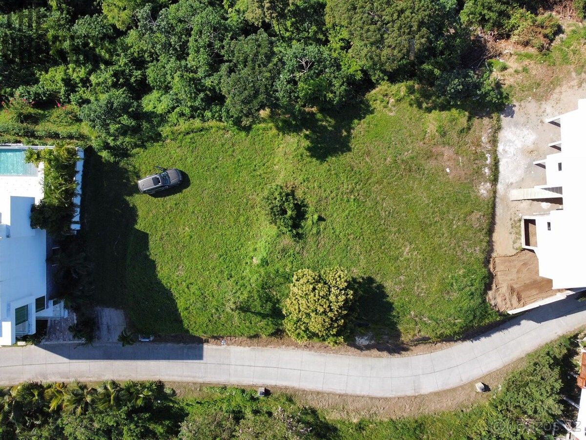 Prodej pozemek pro bydlení - 987 66, Zahraničí