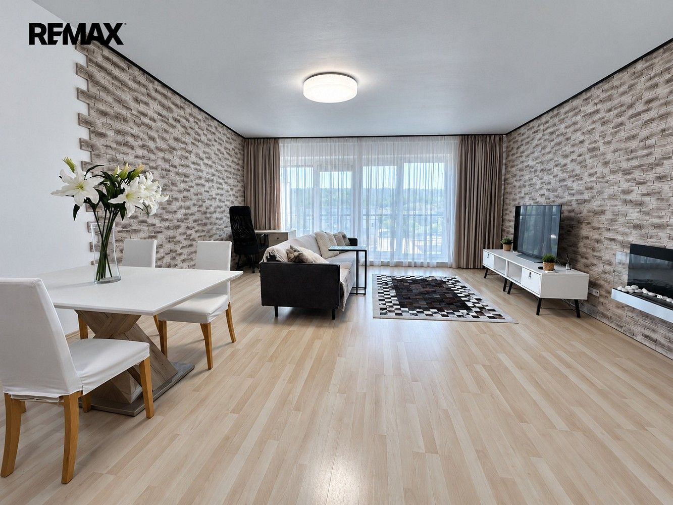 Byt 2+kk · 81 m² · Na Harfě, Praha 9 - Vysočany - 3
