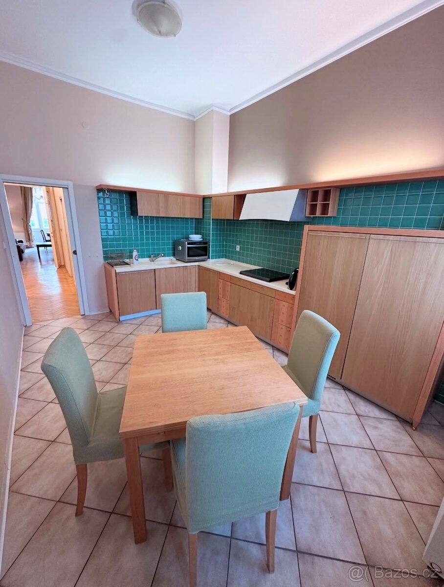 Pronájem byt - Praha, 120 00