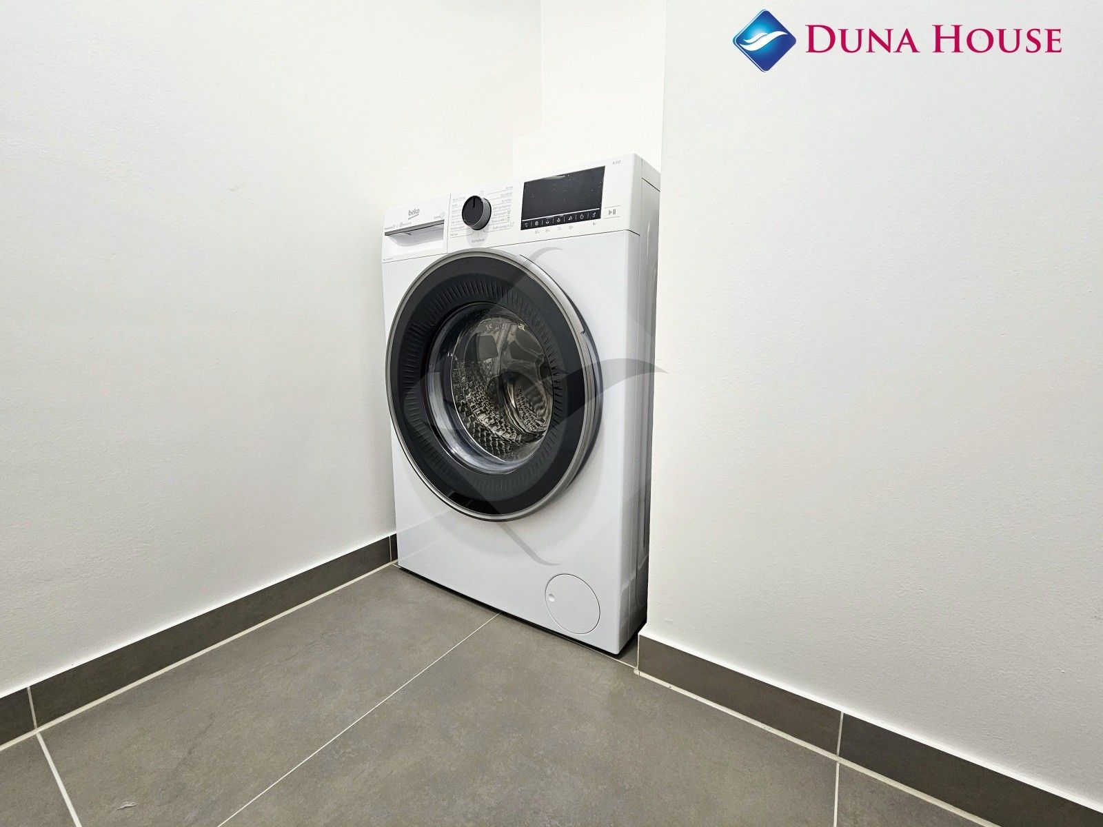 Pronájem byt 1+kk - Kročehlavy, Kladno, 39 m² - 5