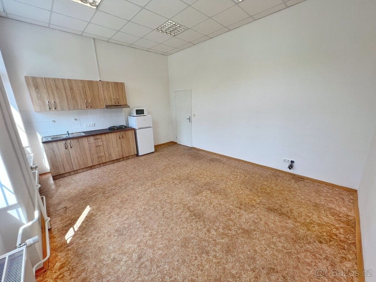 Pronájem byt - Třebíč, 674 01