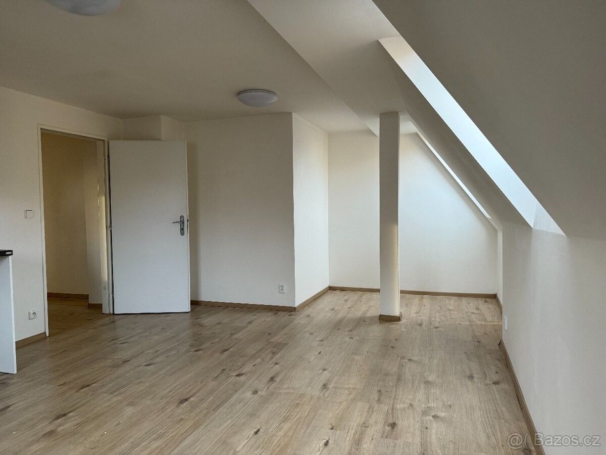 Pronájem byt - Teplice, 415 01