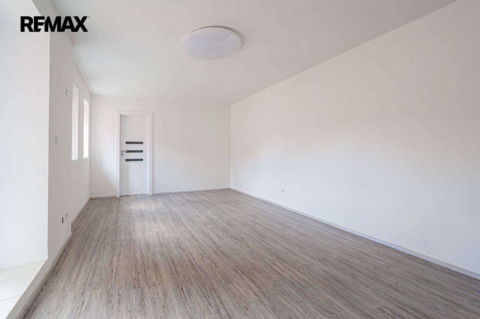 Prodej rodinný dům - Vážany, 217 m² - 5