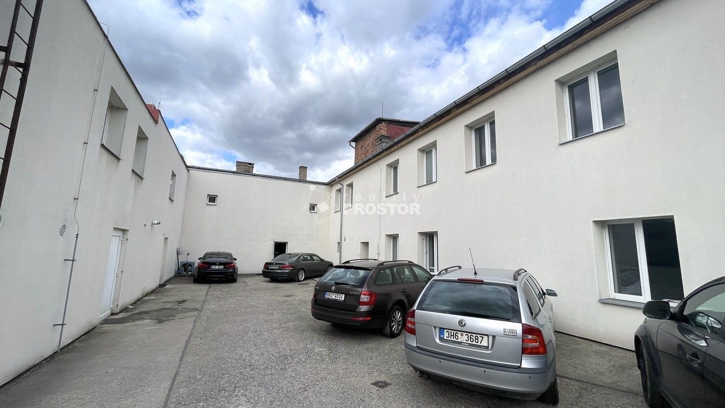 Pronájem výrobní prostory - Tovární, Jirny, 1 m²