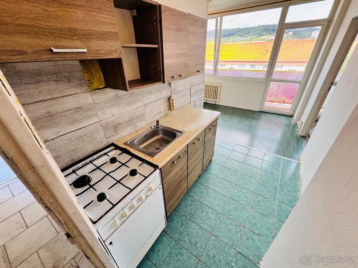 3+1, Most, 434 01, 64 m²