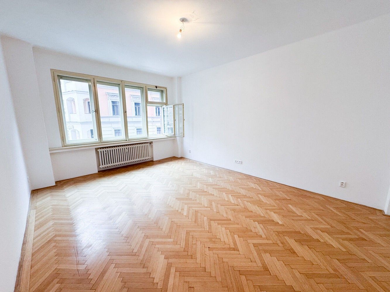 1+1, Praha - Nové Město, okres Praha 2, Hlavní město Praha, 56 m² - 2