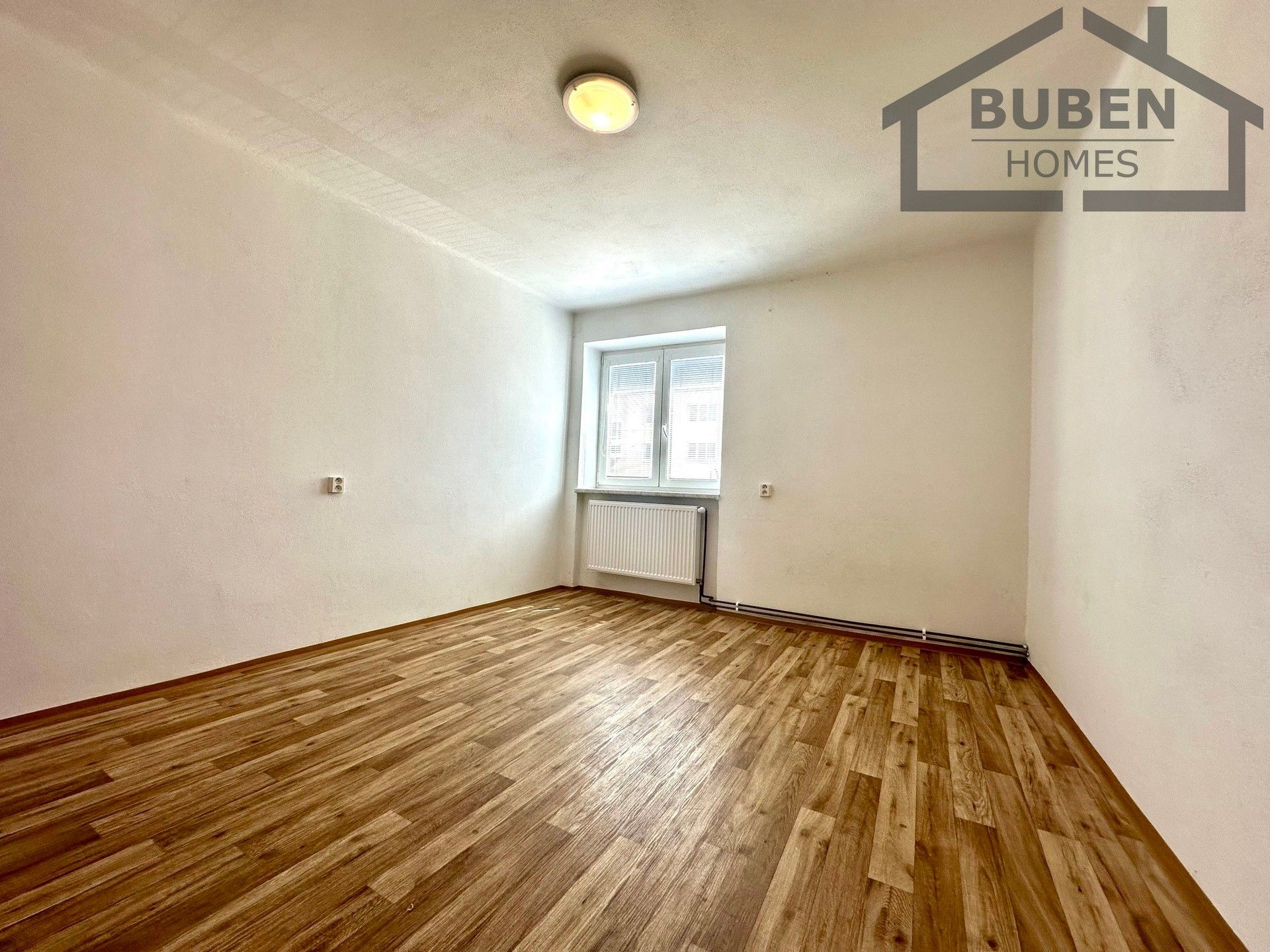 Pronájem byt 2+1 - náměstí Republiky 424, Bor, 57 m² - 5