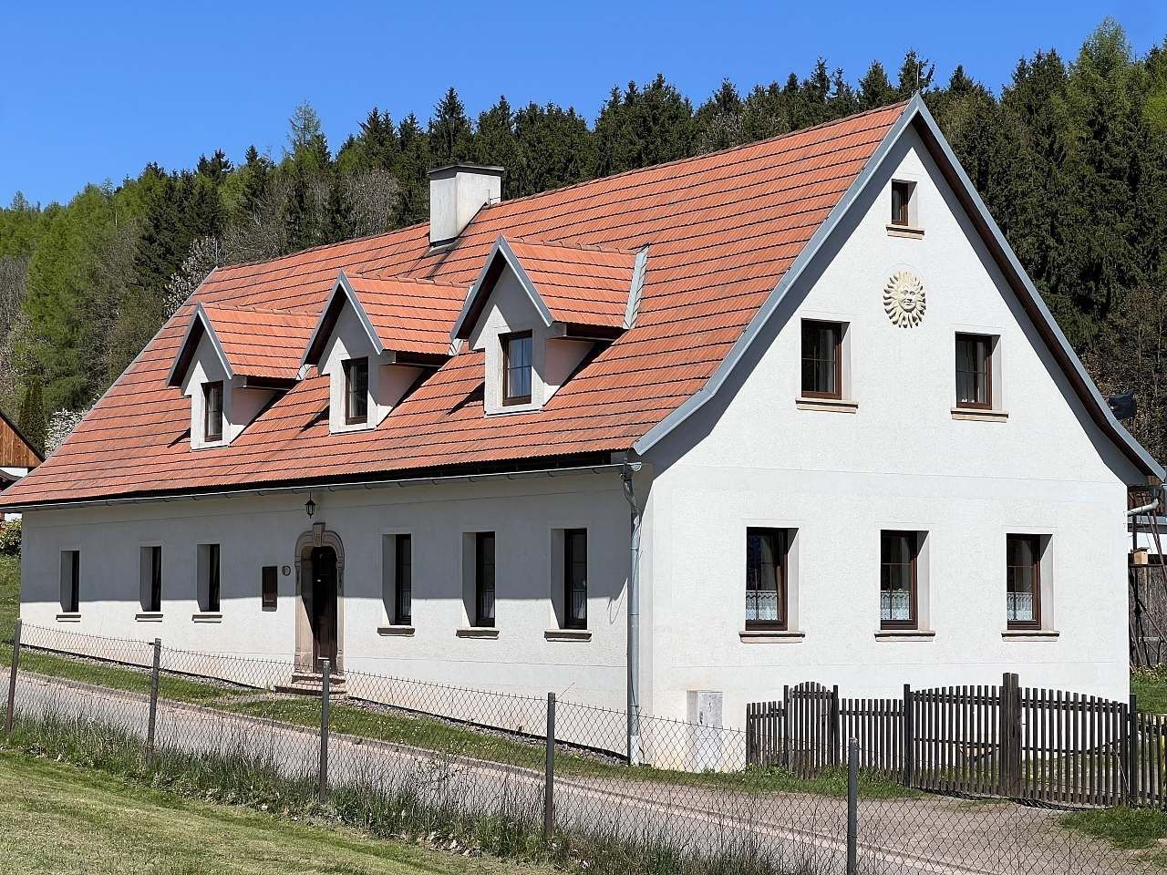 Chaty, Heřmánkovice - Janovičky u Broumova, Královéhradecký kraj - 1