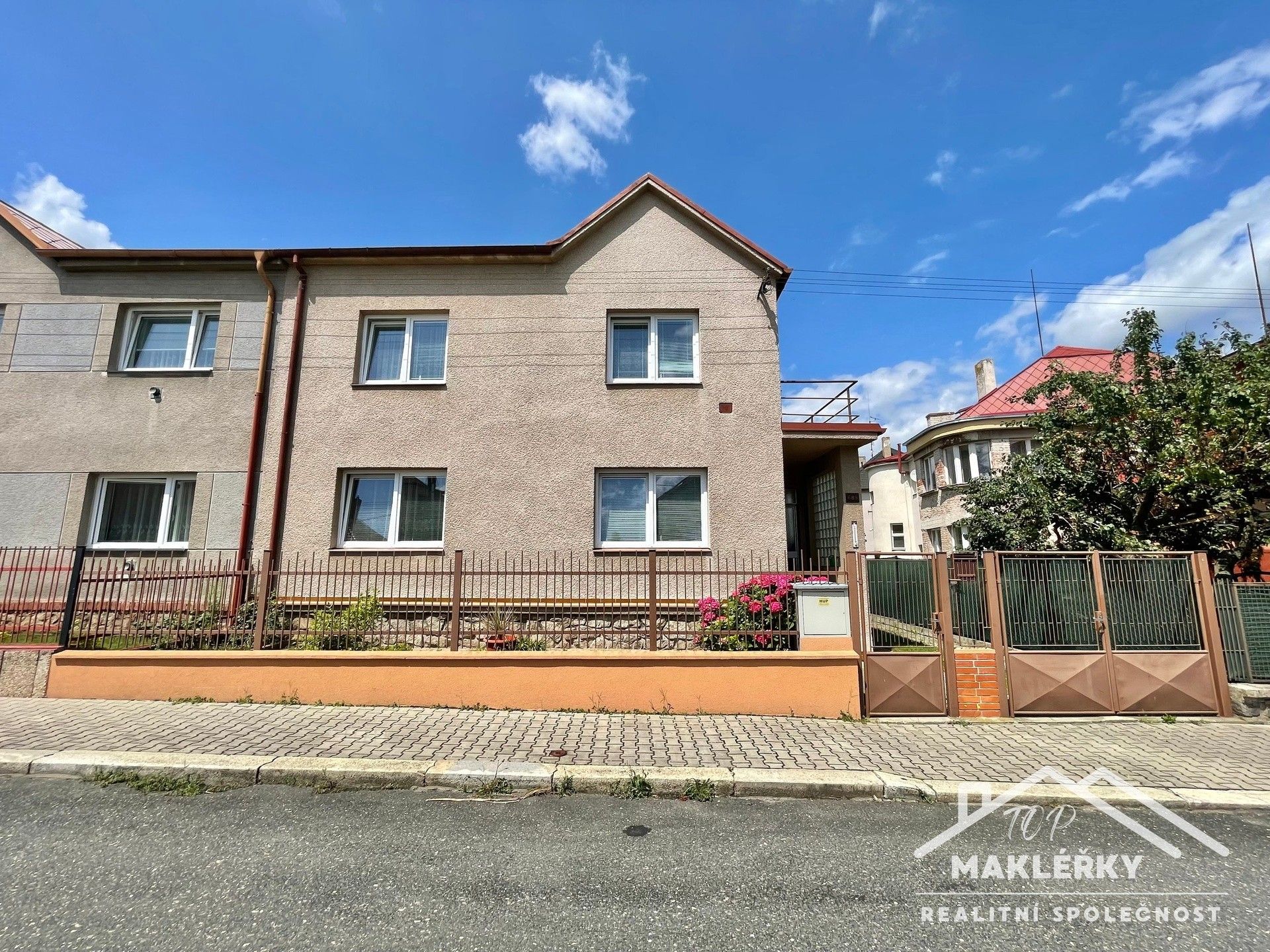 Rodinné domy, Mikoláše Alše, Čáslav, 184 m²