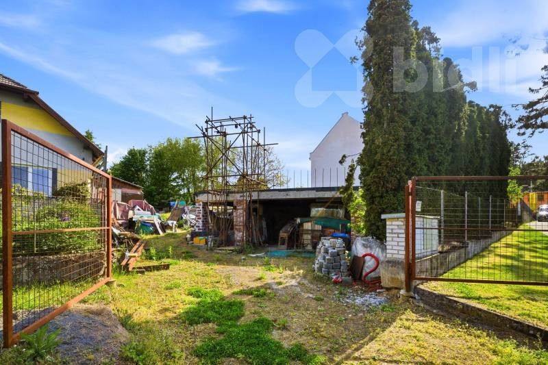 Rodinné domy, Hulice, 400 m² - 2