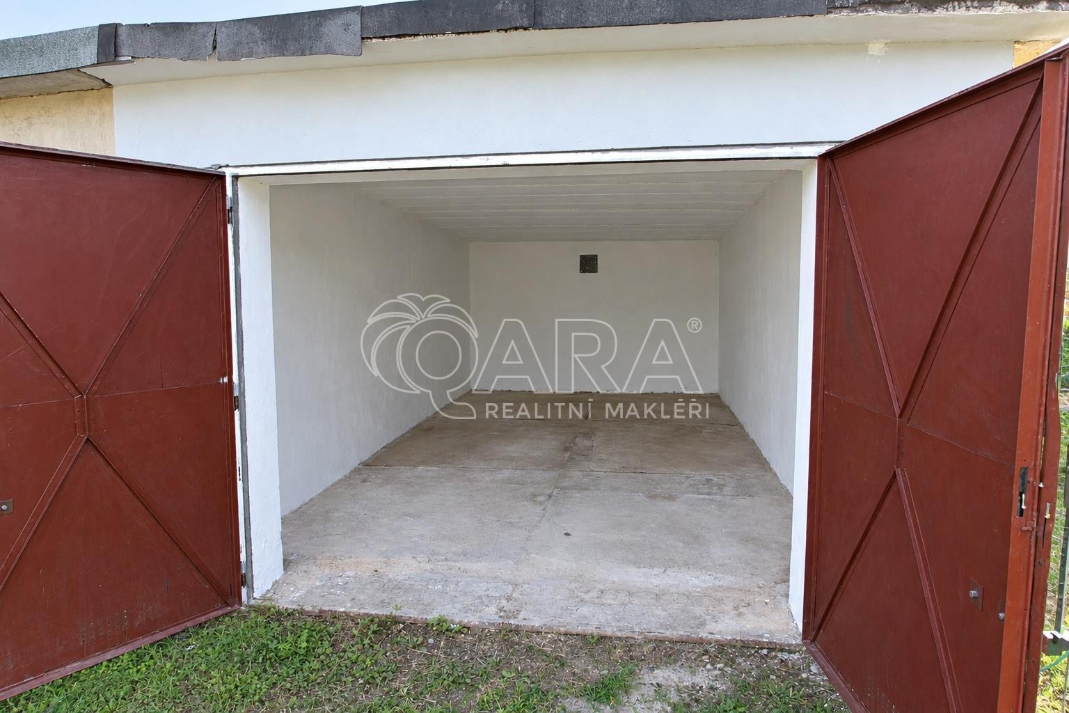 Garáž · 18 m² · Praha - 3