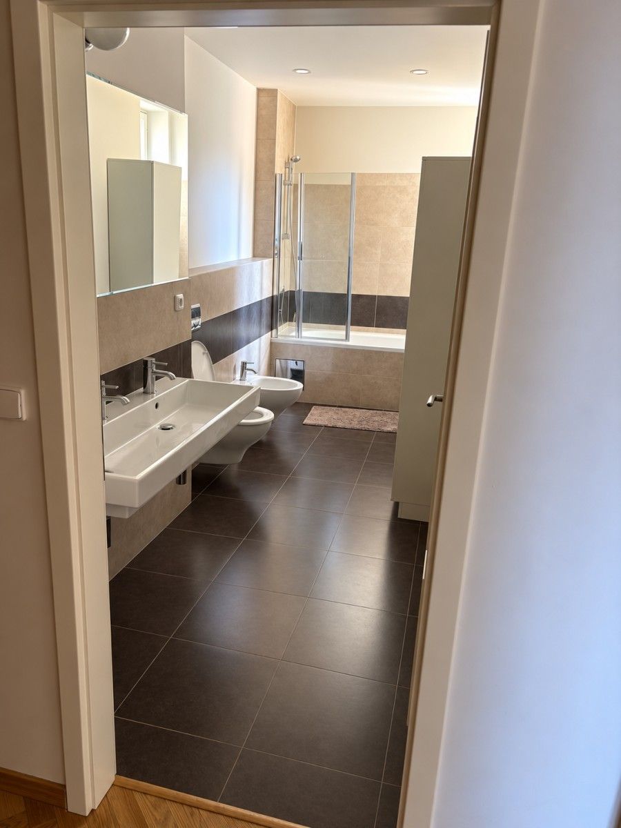 3+1, Šafaříkova, Praha - Vinohrady, 92 m² - 1