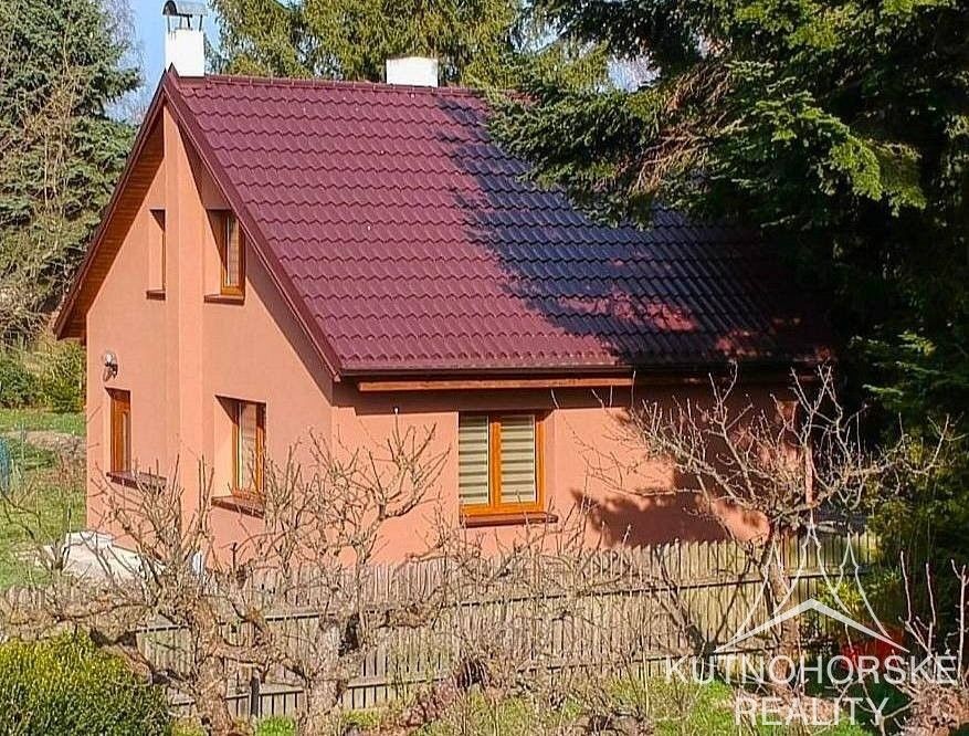 Chaty, Červené Janovice, 80 m²