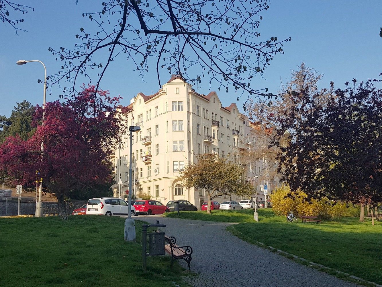 Byt 1+1 · 49 m² · náměstí Generála Kutlvašra, Praha 4 - Nusle - 1