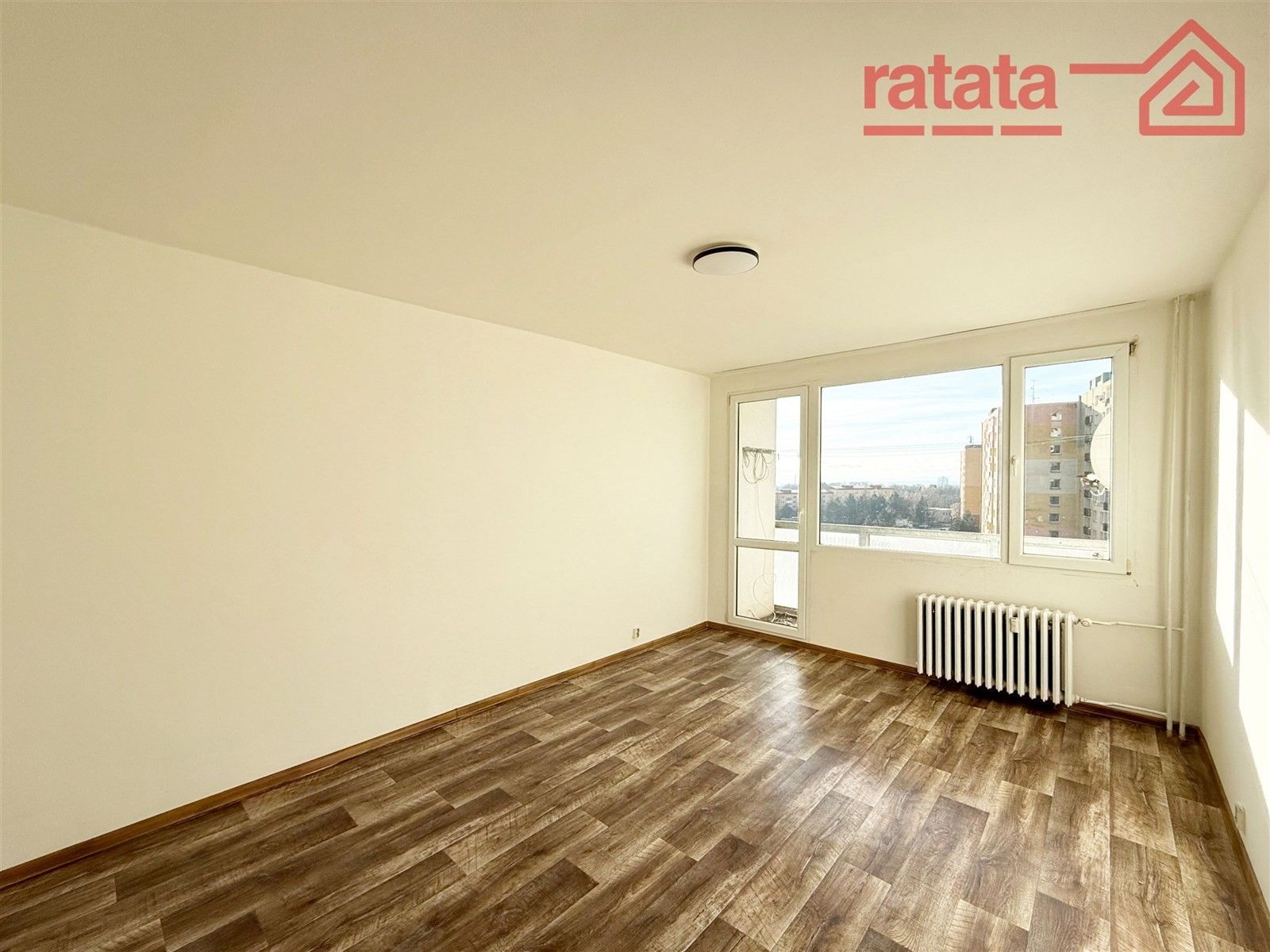 Pronájem byt 2+1 - 17. listopadu, Chomutov, 62 m²