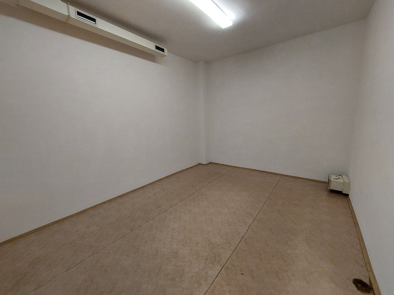 Sklady, Rokycany, Plzeňský kraj, 25 m² - 2