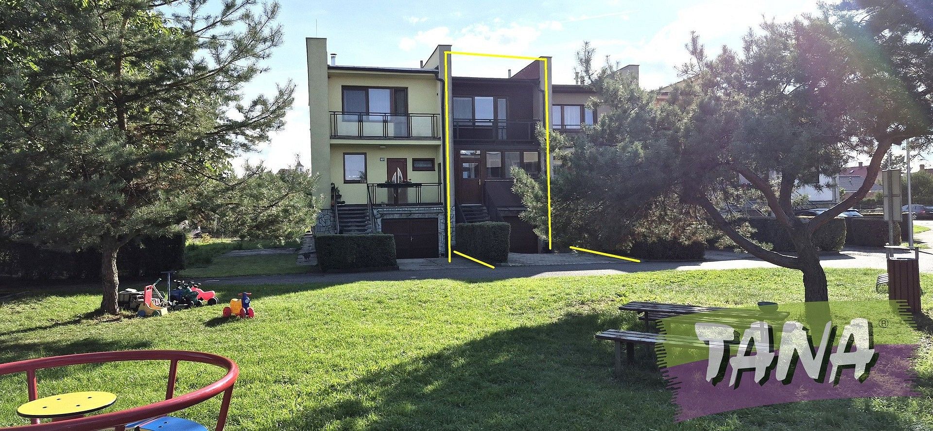 Rodinné domy, Sadská, okres Nymburk, Středočeský kraj, 155 m² - 1