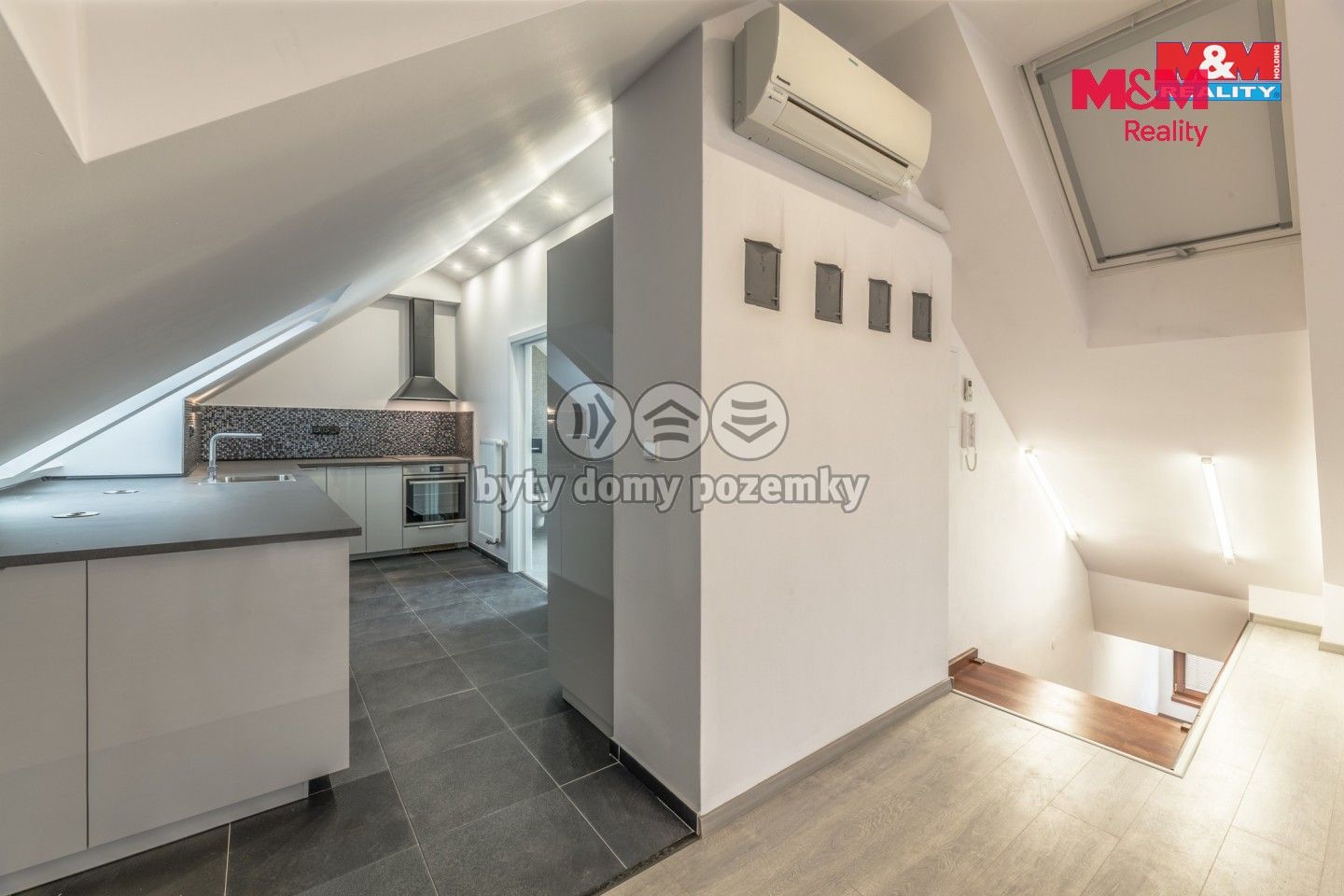 Byty, ČSA, Frýdlant, 90 m² - 2