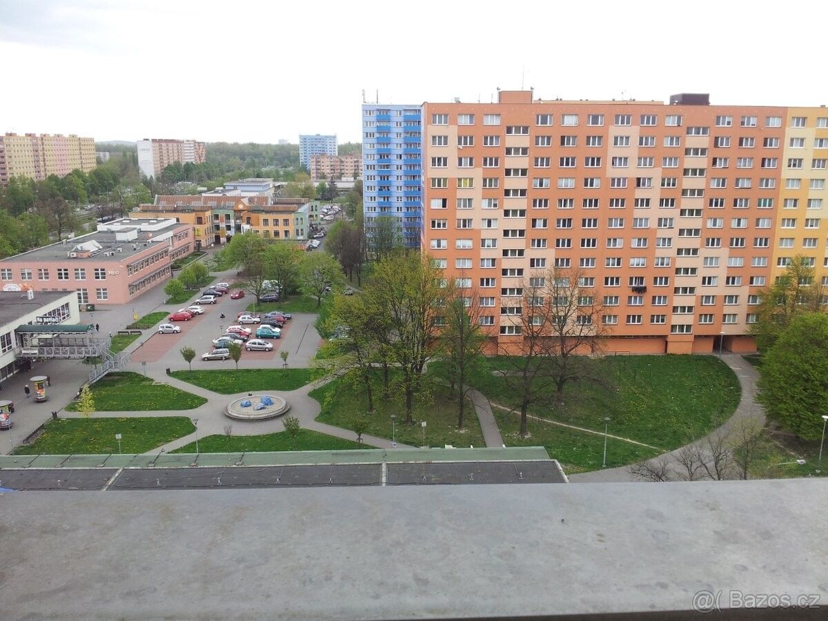 Byty, Ostrava, 700 30