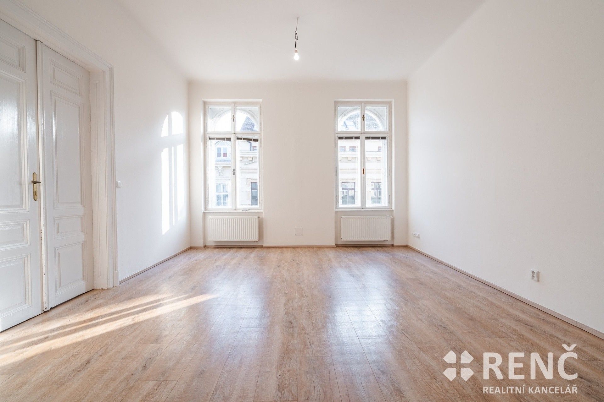 Pronájem byt 3+1 - Hilleho, Brno, 116 m²