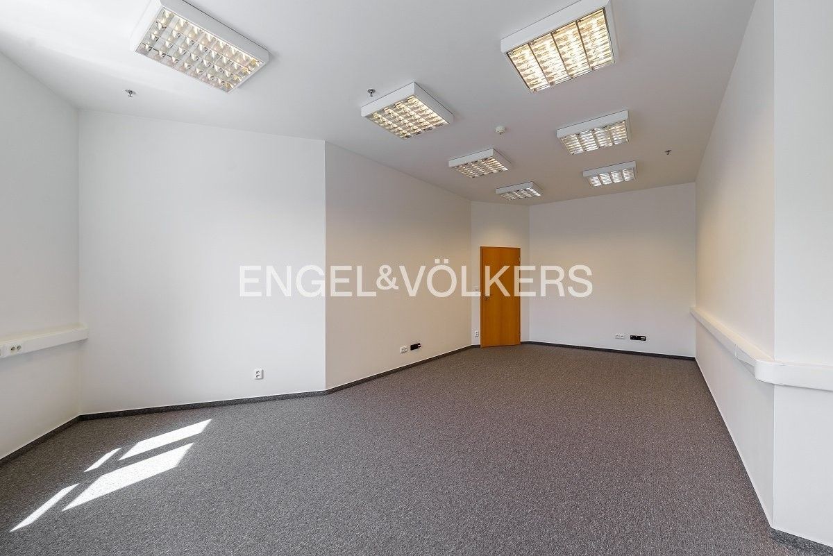 Pronájem kancelář - Nuselská 499, Praha Michle, 34 m² - 5