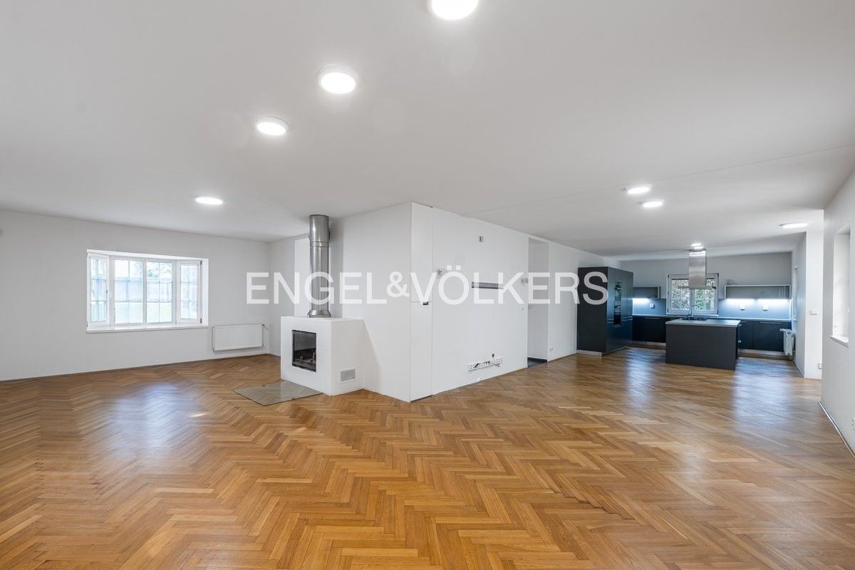 Rodinné domy, Na Malé Šárce , Praha Nebušice, 302 m² - 2
