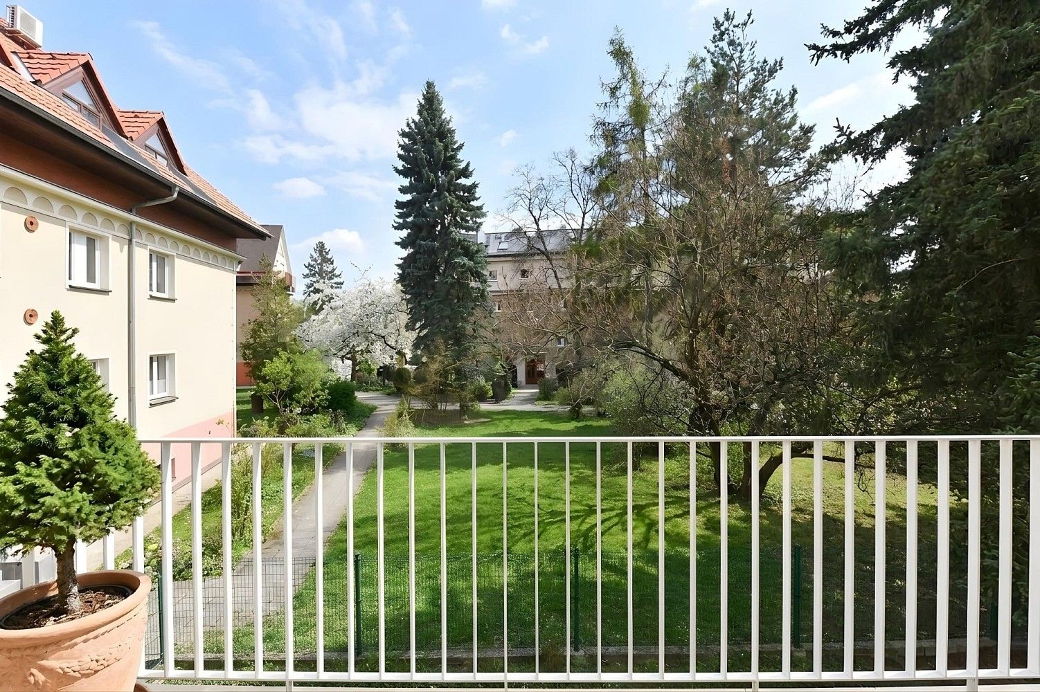 Rodinný dům · 272 m² · Praha - Košíře, okres Praha 5, Hlavní město Praha - 3