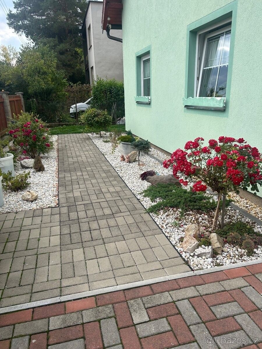 Prodej rodinný dům - Cheb, 350 02