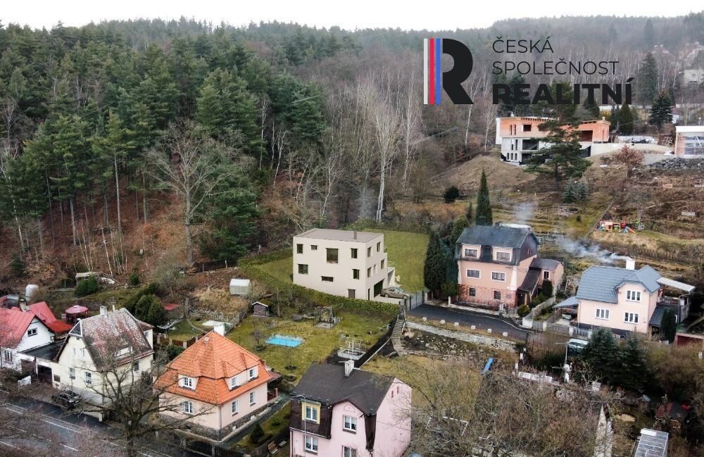 Prodej pozemek pro bydlení - Strmá, Karlovy Vary, 752 m²