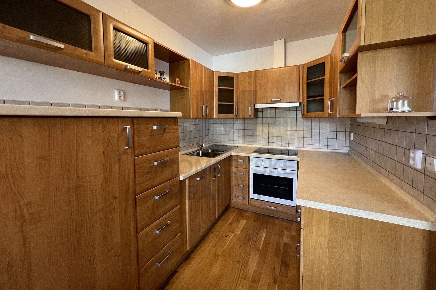 Byt 1+kk · 34 m² · Petýrkova, Praha 4 - Chodov - 3