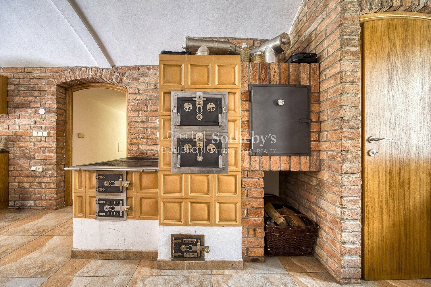 Prodej rodinný dům - Lozice, okres Chrudim, 350 m² - 5