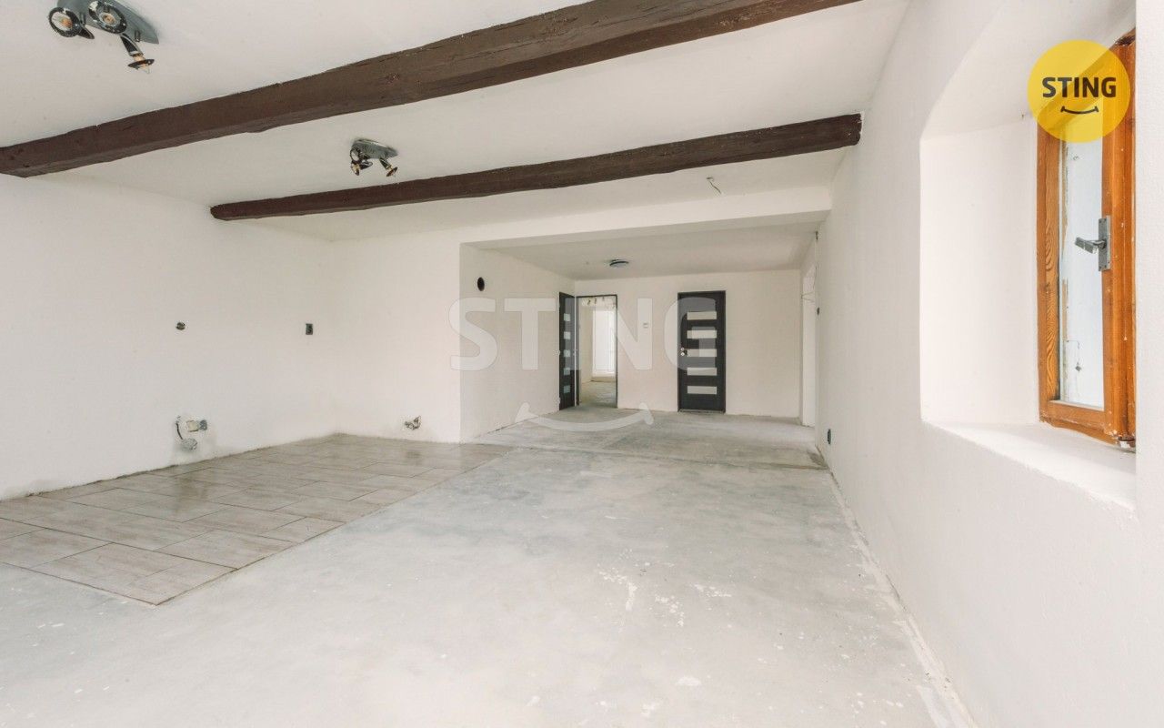 Prodej rodinný dům - Strašov, 149 m² - 5
