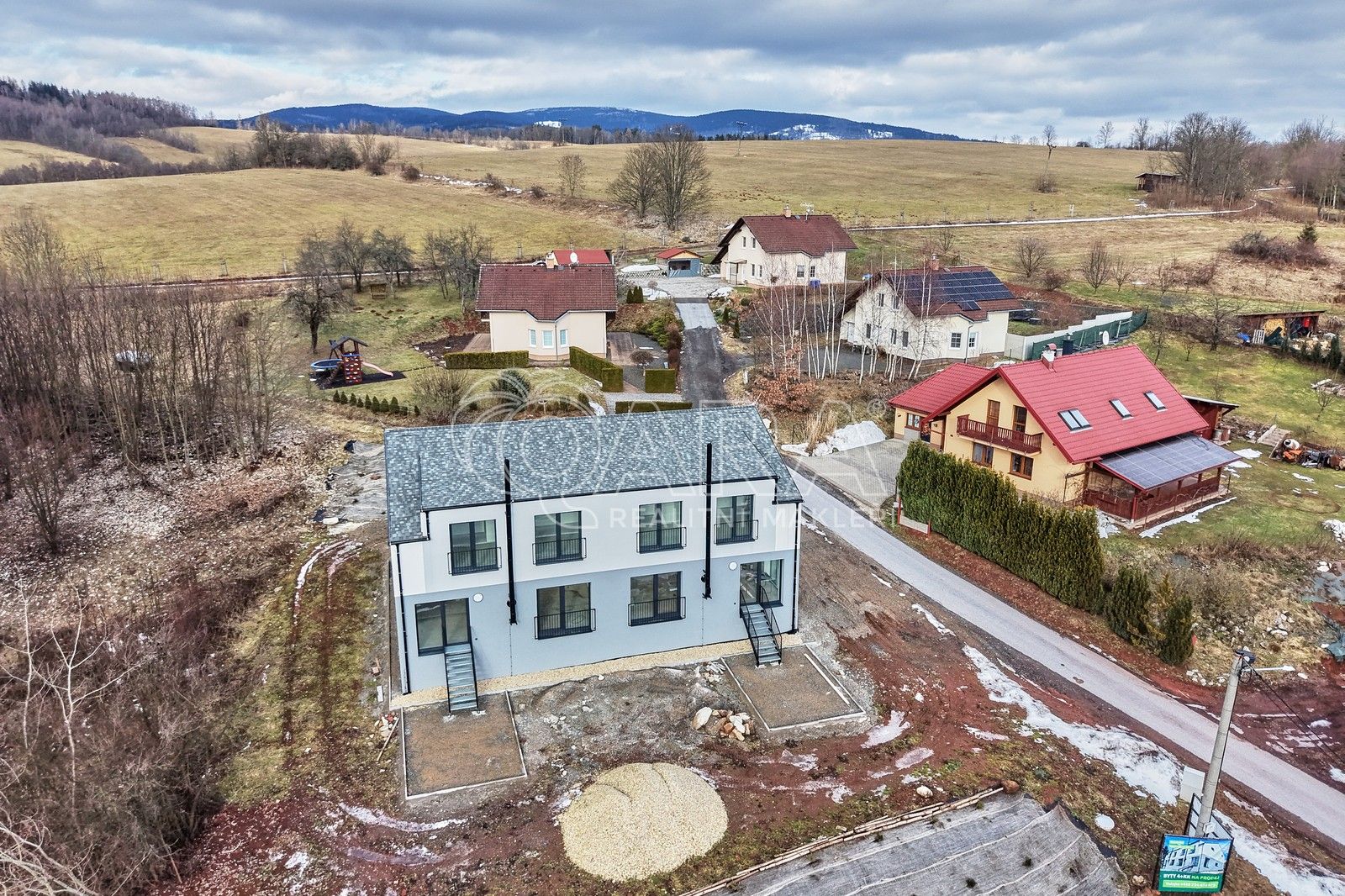 Rodinné domy, Hertvíkovice, Mladé Buky, 264 m²