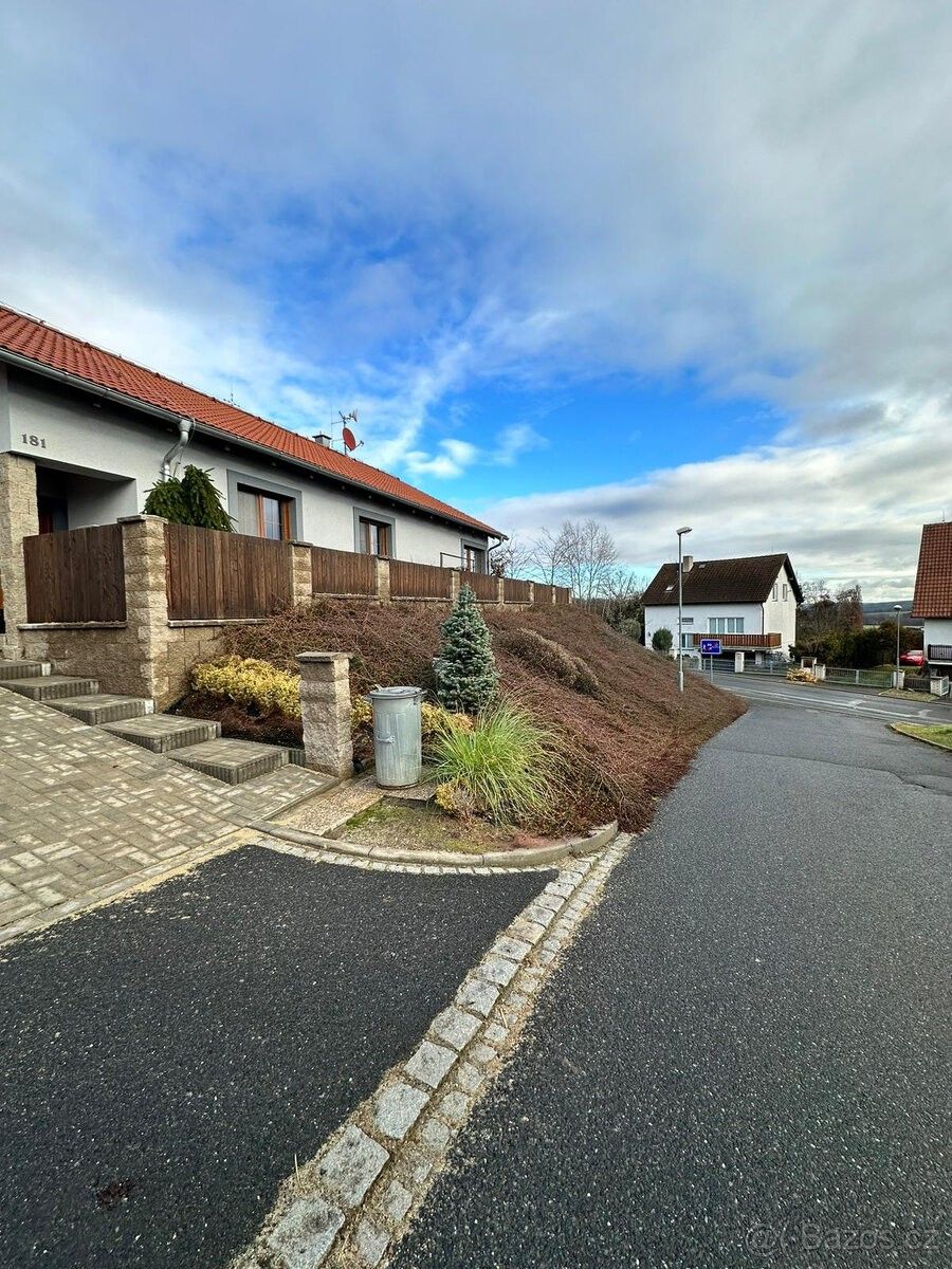 Pronájem rodinný dům - Blížejov, 346 01