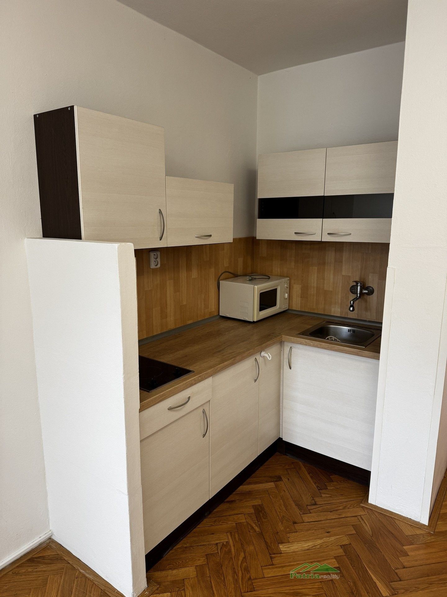 Pronájem byt 1+kk - U Staré lípy, Jablonec nad Nisou, 24 m²