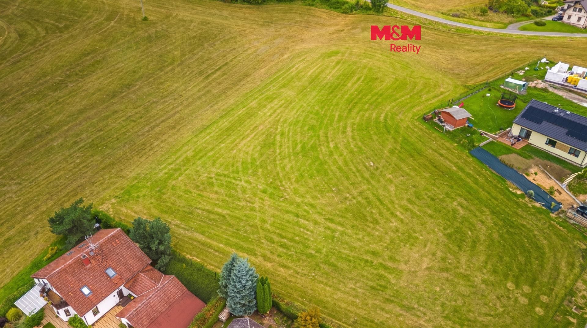 Pozemek pro bydlení, 1 242 m²