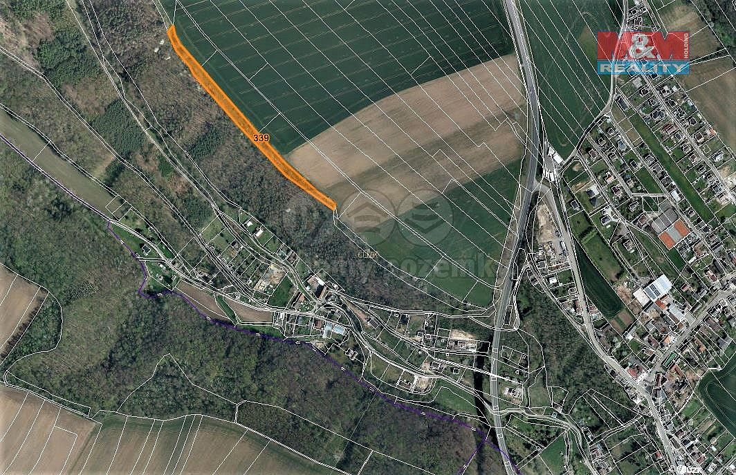 Les, 3 528 m²