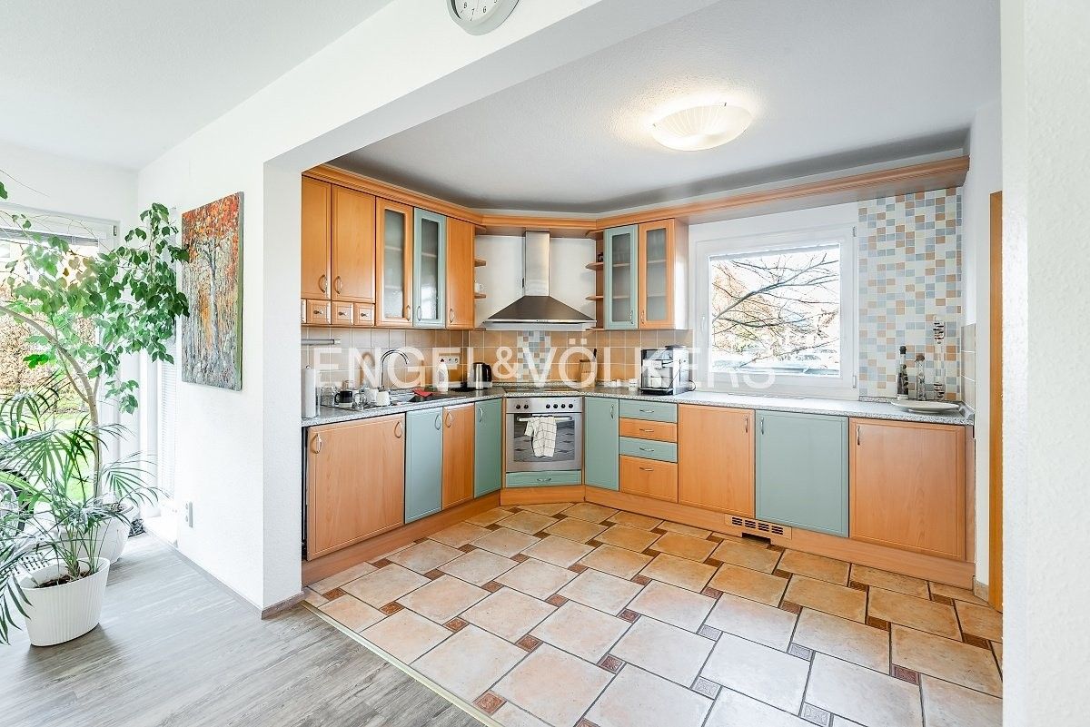 Pronájem rodinný dům - Studánková 477, Praha, 164 m²