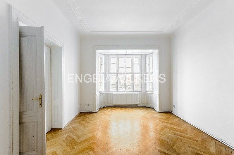 3+kk, Janáčkovo nábřeží 885, Praha Smíchov, 83 m² - 2