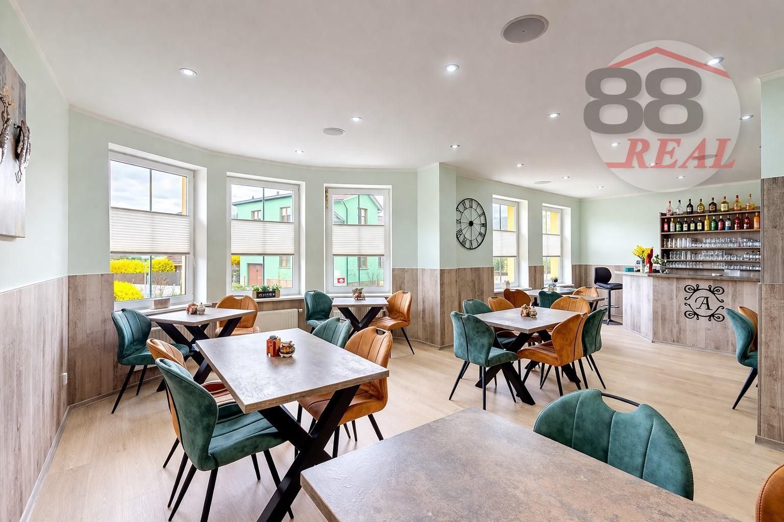 Restaurace, Ciboušovská  , Klášterec nad Ohří Miřetice u Klášterce nad Ohří, 156 m² - 1