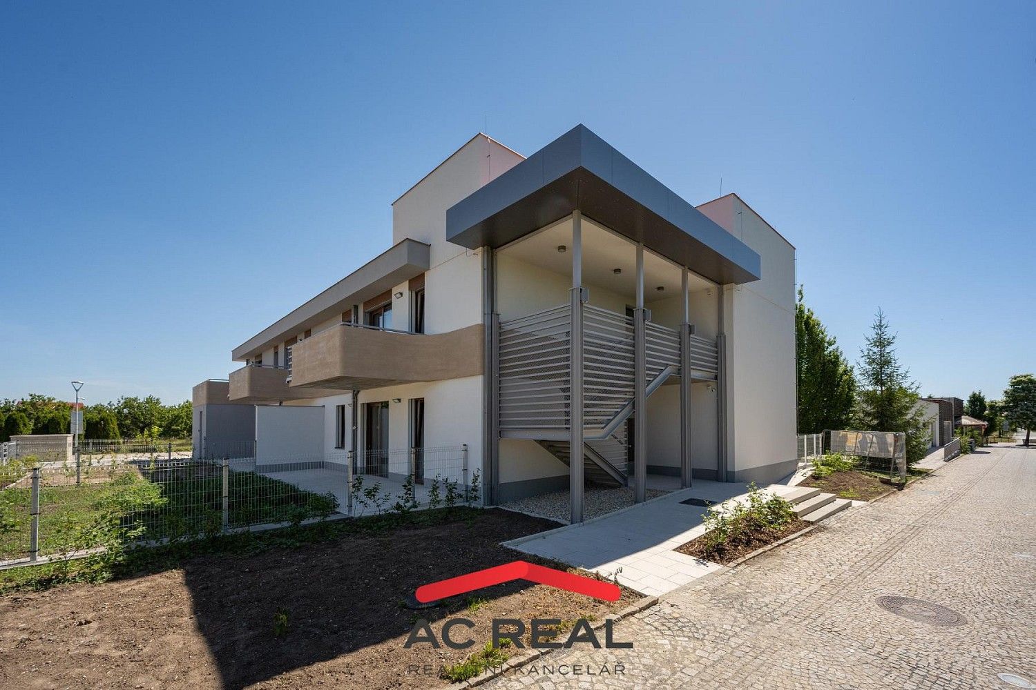 Ostatní, Lednice, okres Břeclav, Jihomoravský kraj, 30 m² - 1