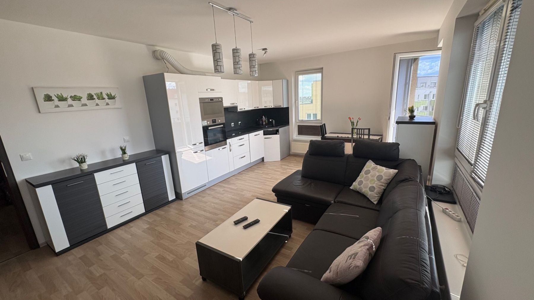 2+kk, Václava Trojana, Praha - Uhříněves, 50 m² - 2