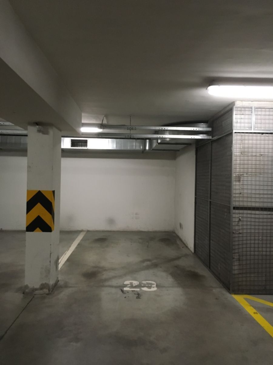 Garáže, Novovysočanská, Praha - Vysočany, 18 m²