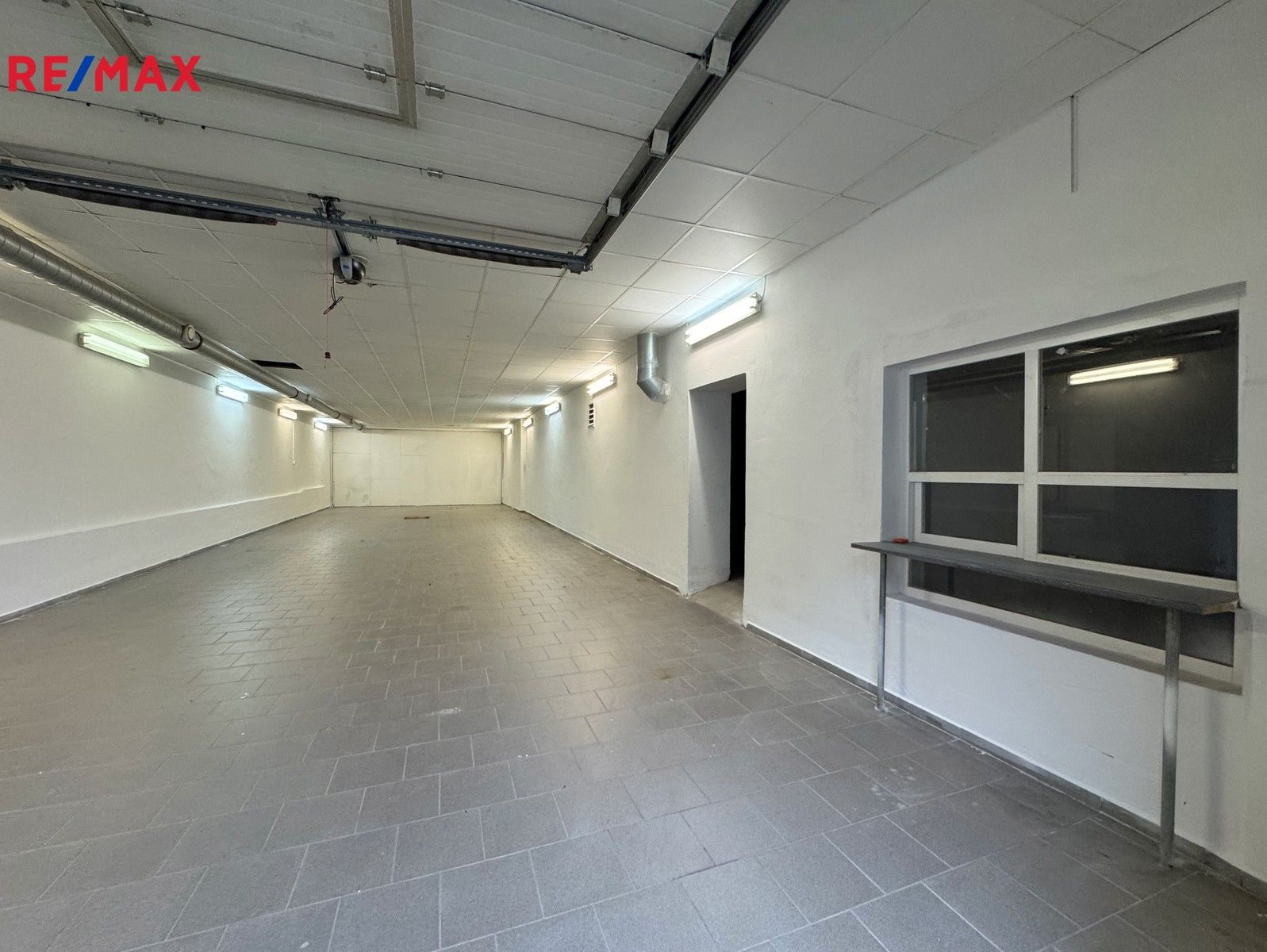 Sklady, Čs. armády, Bohumín, 127 m²