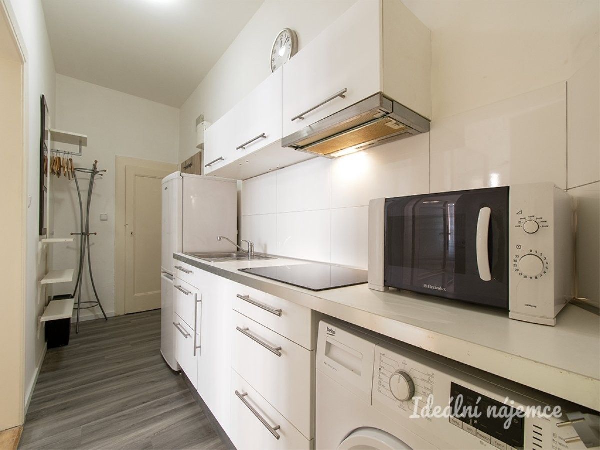2+1, Novovysočanská, Praha, 56 m² - 2