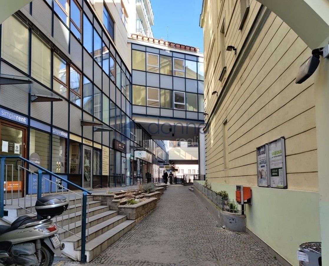 Obchodní prostory, Praha, 130 00