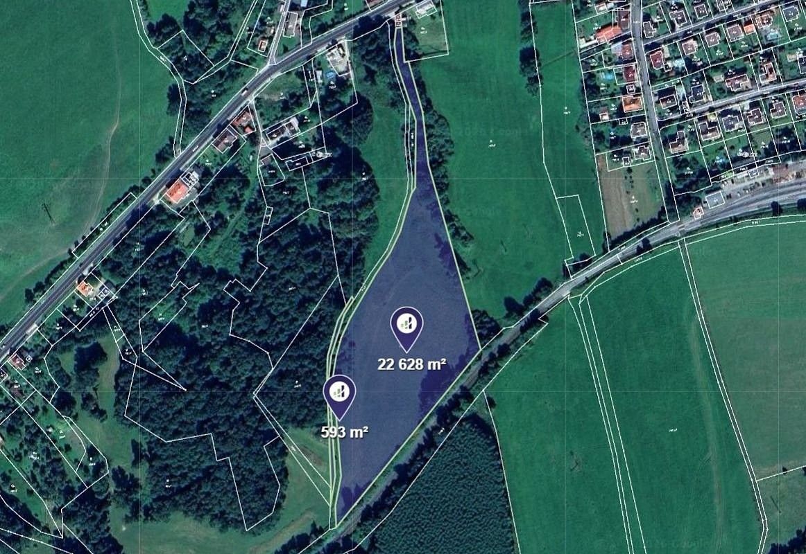 Louka, 23 221 m²
